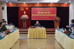 Thiếu tướng, Tiến sĩ Nguyễn Văn Oanh, Cục trưởng Cục Nhà trường (Bộ Tổng Tham mưu Quân đội nhân dân Việt Nam) cung cấp thông tin về công tác tuyển sinh quân sự năm 2022.