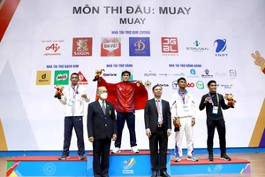 Vận động viên Nguyễn Trần Duy Nhất giành Huy chương Vàng hạng 60kg.
