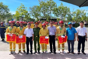 Đông đảo công nhân lao động tại Khu Công nghiệp Phú Bài tham gia “Ngày hội đoàn viên, người lao động năm 2023”.