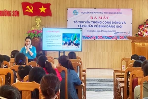 Ra mắt tổ truyền thông cộng đồng tại xã Trường Sơn, huyện Quảng Ninh (Quảng Bình).