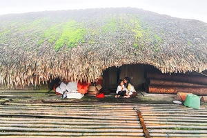 An yên ngày mưa.