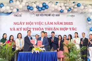 Học viện Phụ nữ Việt Nam ký kết thỏa thuận hợp tác với Trung tâm Dịch vụ việc làm Hà Nội và Công ty cổ phần Joboko toàn cầu.