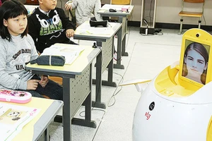 Seoul thí điểm robot trợ giảng