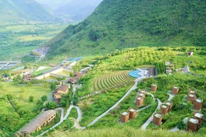 Khu nghỉ dưỡng H’Mông Village đạt giải thưởng khách sạn xanh ASEAN.