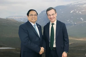Thủ tướng Phạm Minh Chính gặp Thủ tướng Thụy Điển Ulf Kristersson. 