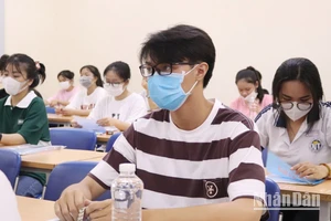 Các thí sinh tham gia Kỳ thi Đánh giá năng lực Đại học Quốc gia Thành phố Hồ Chí Minh.
