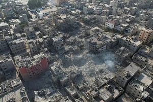 Những ngôi nhà ở Bureij, tại trung tâm dải Gaza, bị phá hủy sau vụ tấn công của Israel, ngày 2/11/2023. Ảnh: Reuters