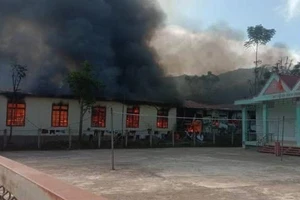 Bộ trưởng Nguyễn Kim Sơn gửi thư chia buồn, thăm hỏi nạn nhân vụ cháy trường ở Sơn La