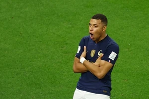 [Ảnh] Nhìn lại World Cup ngày thứ 15: Pháp, Anh phô diễn sức mạnh