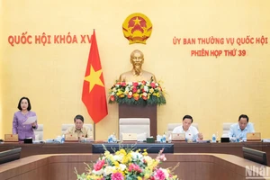 Phó Chủ tịch Quốc hội Nguyễn Thị Thanh điều hành nội dung phiên họp. (Ảnh: DUY LINH)