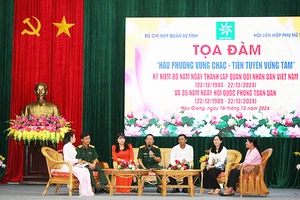 Quang cảnh buổi tọa đàm.