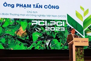 Chủ tịch VCCI Phạm Tấn Công phát biểu tại buổi lễ.