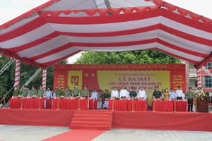 Lễ ra mắt Lực lượng tham gia bảo vệ an ninh, trật tự ở cơ sở tại huyện Bát Xát (Lào Cai) sáng 1/7.