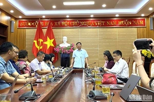 Lãnh đạo Sở Lao động-Thương binh và Xã hội Hà Nội thông tin về chương trình.