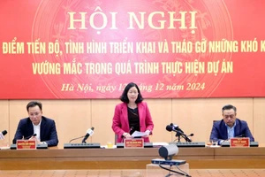 Bí thư Thành ủy Hà Nội Bùi Thị Minh Hoài chỉ đạo tháo gỡ những vướng mắc để bảo đảm tiến độ dự án đường Vành đai 4-Vùng Thủ đô.