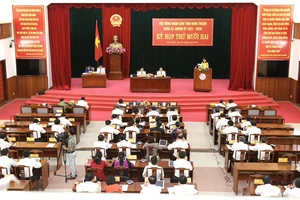 Quang cảnh kỳ họp thứ 12, Hội đồng nhân dân tỉnh Ninh Thuận khóa XI, nhiệm kỳ 2021-2026.