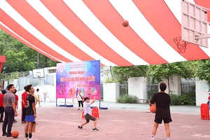 Học sinh Trường THCS Chu Văn An, quận Tây Hồ (Hà Nội) tham gia hoạt động hè năm 2024 tại trường.