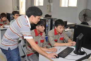 Đào tạo nghề tại Trường cao đẳng Công nghệ cao Hà Nội.