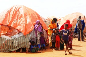 Nhiều trẻ em Somalia đang trong tình trạng sống nghèo cùng cực. Ảnh: REUTERS