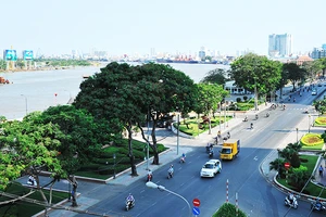 Tuyến đường ven sông Sài Gòn. Ảnh: NAM HẢI