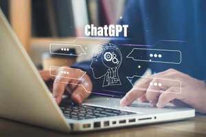 ChatGPT thu thập số lượng thông tin khổng lồ từ internet. Ảnh: REUTERS