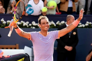 Rafael Nadal quyết định giã từ sự nghiệp quần vợt sau thời gian dài suy giảm phong độ vì tuổi tác và chấn thương.