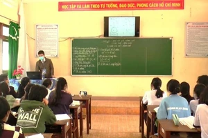 Có những thời điểm, riêng huyện Đắk Glong, tỉnh Đắk Nông nợ đọng kéo dài tới hơn 16 tỷ đồng tiền dạy kê, dạy gác của giáo viên.