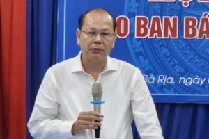 Ông Nguyễn Văn Hải, nguyên Giám đốc Sở Tài nguyên và Môi trường tỉnh Bà Rịa-Vũng Tàu phát biểu tại một cuộc họp.