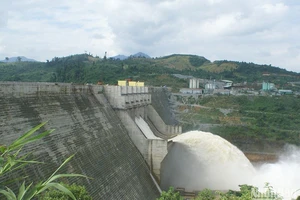 Vận hành các hồ chứa nước thủy điện trên địa bàn tỉnh Quảng Nam phải bảo đảm tính mạng, tài sản của người dân ở vùng hạ du. Trong ảnh, Thủy điện Sông Tranh 2 thực hiện điều tiết nước theo Quy trình 1865.