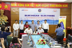 Lễ ký kết biên bản hợp tác giữa Công ty cổ phần Wineco Việt Nam (nhãn hàng JapiFoods) và ICAFIS trong việc đồng hành với Chương trình "Blue Ocean-Blue Foods".