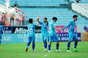 CLB SHB Đà Nẵng quay về V.League 1 sau 1 năm váng bóng. (Ảnh: ĐNFC)