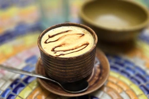 [Video] Cà-phê trứng - Thức uống lôi cuốn du khách khi tới Việt Nam