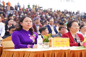 Phó Chủ tịch nước Võ Thị Ánh Xuân dự Hội xuân Tam Chúc 2024.