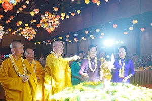 Lễ Phật đản trở thành ngày lễ hội lớn của tăng ni, phật tử, được tổ chức trang trọng nhằm lan tỏa giá trị văn hóa, tinh thần hòa bình của Phật giáo.