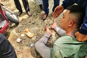 Đối tượng Phan Huy Hùng cùng tang vật vụ án bị lực lượng Bộ đội Biên phòng tỉnh Bà Rịa-Vũng Tàu phát hiện, bắt giữ.