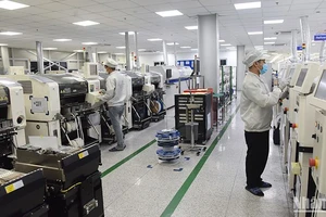 Sản xuất linh kiện điện tử tại Công ty TNHH Bumjin Electronics Vina (Khu công nghiệp Đông Mai, Quảng Yên, Quảng Ninh). Ảnh | KHÁNH AN