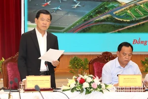 Bí thư Tỉnh ủy Đồng Nai Nguyễn Hồng Lĩnh đề nghị ưu tiên con em trong vùng dự án làm việc ở sân bay Long Thành.