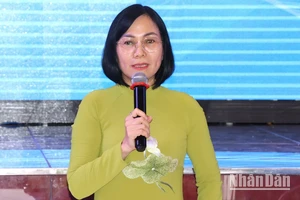 Phó Chủ tịch Ủy ban nhân dân tỉnh Đồng Nai Nguyễn Thị Hoàng đề nghị các sở ngành, địa phương hỗ trợ doanh nghiệp, hợp tác xã đẩy mạnh sản xuất.