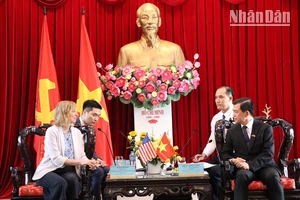Bí thư Tỉnh ủy Đồng Nai Nguyễn Hồng Lĩnh chủ trì tiếp bà Susan Buns, Tổng Lãnh sự Hoa Kỳ tại Thành phố Hồ Chí Minh.