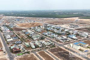 Số tiền tạm ứng cho nhà thầu thi công 5 gói thầu tại Khu tái định cư Lộc An-Bình Sơn đến nay vẫn chưa được thu hồi.