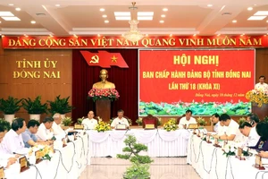 Quang cảnh hội nghị Ban Chấp hành Đảng bộ tỉnh Đồng Nai lần thứ 18 (khóa XI).