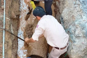 Quả bom lớn nằm dưới móng nhà dân ở huyện Bố Trạch, tỉnh Quảng Bình.