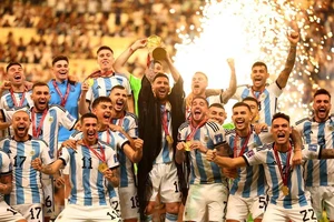 World Cup 2022 khép lại với cái kết như mơ cho Messi và tuyển Argentina. (Ảnh: Reuters)