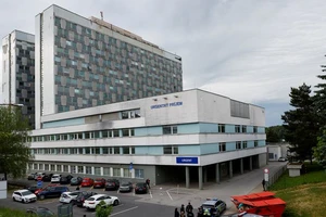 Bệnh viện Đại học F.D. Roosevelt, nơi Thủ tướng Slovakia Robert Fico đang được điều trị sau vụ ám sát ở Handlova, Banska Bystrica, Slovakia, ngày 17/5/2024. (Ảnh: Reuters) 