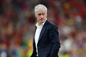 Huấn luyện viên Didier Deschamps sau trận thua Tây Ban Nha ở bán kết EURO 2024. (Ảnh: Reuters) 