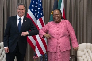 Ngoại trưởng Mỹ Antony Blinken và người đồng cấp Nam Phi Naledi Pandor tại Pretoria, Nam Phi năm 2022. Ảnh: CGTN 