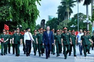 Sáng 29/9, Tổng Bí thư, Chủ tịch nước Tô Lâm thăm và làm việc với Tổng cục II, Bộ Quốc phòng.