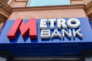 Ngân hàng Metro Bank tại Anh vừa bị phạt gần 17 triệu bảng (21,65 triệu USD) vì đã buông lỏng công tác giám sát hoạt động rửa tiền tiềm ẩn trong vòng 4 năm. (Ảnh: businessplus.ie)