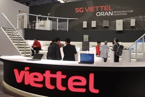 Viettel giới thiệu với cộng đồng công nghệ toàn cầu một số sản phẩm công nghệ.