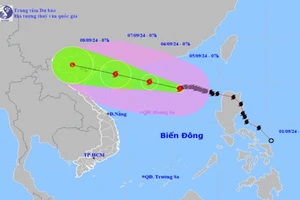 Sáng 5/9, bão số 3 đã đi vào Biển Đông với sức gió rất lớn.